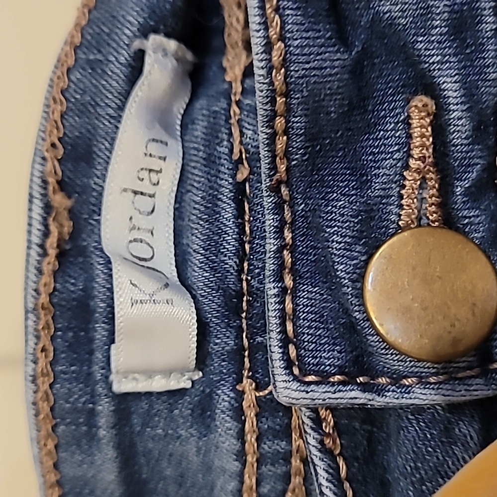 K. Jordan Jeans Raw Hem - Rhinestone Studs - Picture 7 of 14